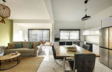 À louer – Appartement 4 pièces design au cœur de Tel Aviv