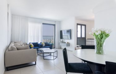 À vendre à Bat Yam – 4 pièces dans la tour Uptown