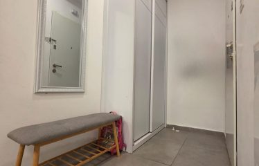 À Vendre – Appartement Neuf de 3 Pièces dans une Rue Calme à Bat Yam