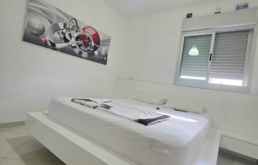 À 2 min du tramway et à 500m de la plage – Appartement moderne à vendre à Bat Yam