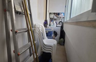 À louer – Superbe appartement meublé de 3 pièces à deux pas du Shuk Ha-Carmel