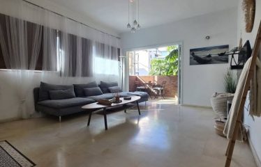 À louer – Superbe appartement meublé de 3 pièces à deux pas du Shuk Ha-Carmel