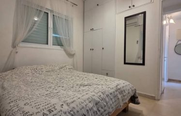 À louer – Superbe appartement meublé de 3 pièces à deux pas du Shuk Ha-Carmel