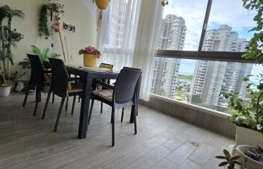 À vendre – Appartement 4,5 pièces avec vue mer, complexe Gan HaIr, Bat Yam
