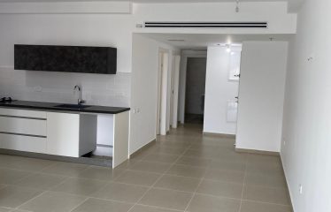 À vendre – Appartement 3 pièces et demi, deuxième ligne de mer