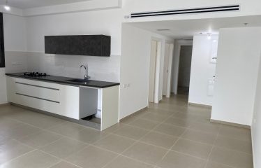 À vendre – Appartement 3 pièces et demi, deuxième ligne de mer