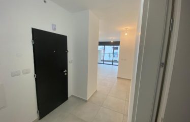 À vendre – Appartement 4 pièces en deuxième ligne, vue mer