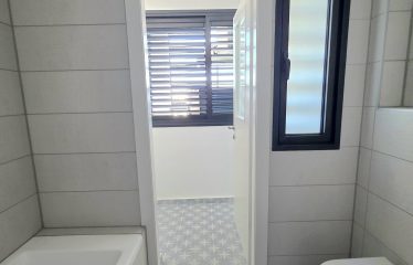 À vendre – Appartement neuf avec vue mer au 28ᵉ étage, 2ᵉ ligne mer