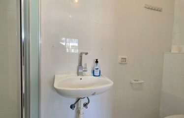 🌊 À VENDRE – Appartement 4 pièces en 2ᵉ ligne de mer à Bat Yam 🌊