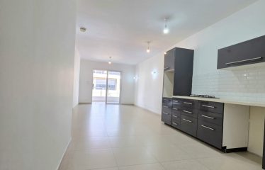 🌊 À VENDRE – Appartement 4 pièces en 2ᵉ ligne de mer à Bat Yam 🌊